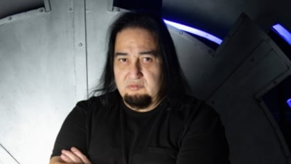 FEAR FACTORY Guitarist Says Venues Taking Cut Of Artists' Merchandise Sales Is Making It Harder For Bands To Survive